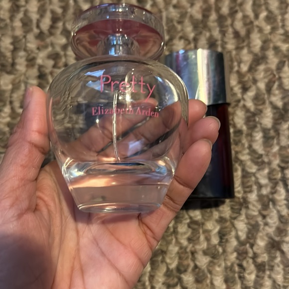 Two empty perfume bottles - Picture 2 of 3